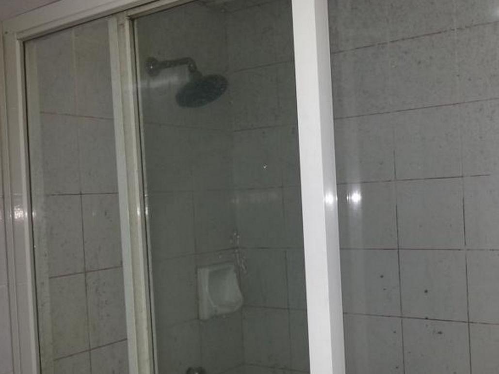 Laila Inn Kuching Bagian luar foto